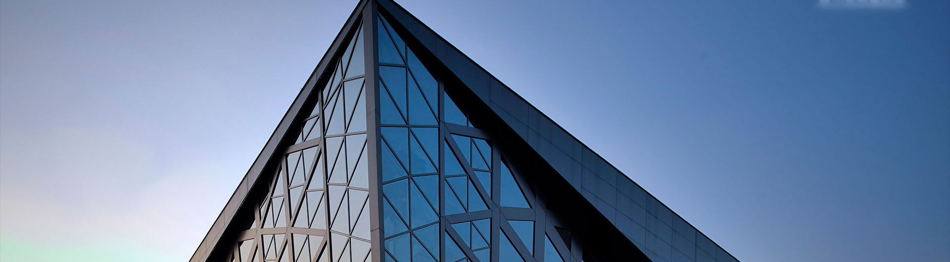 HTH曼联:英伦环保获得中心除尘体系旋风集尘器专利提高了气体的除尘作用